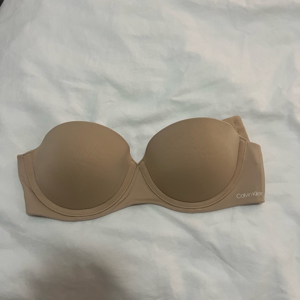 Strapless Calvin Klein Bra 34A